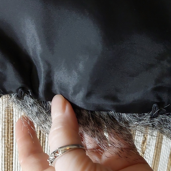 Totally Fun Faux Fur vest - Picture 2 of 3